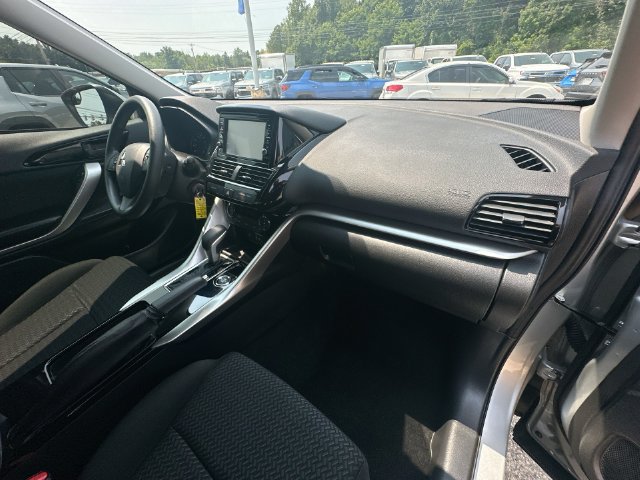 Used 2024 Mitsubishi Eclipse Cross ES AWD/4WD image 31