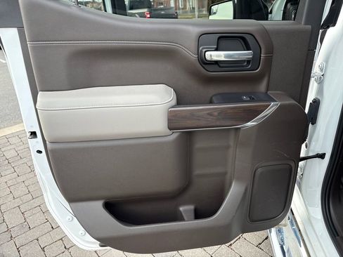 Certified 2022 GMC Sierra 1500 SLT w/ SLT Premium Package image 40