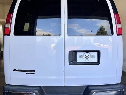 Used 2016 Chevrolet Express 3500 LT w/ LT Preferred Equipment Group image 4