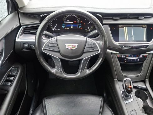 Used 2019 Cadillac XT5 Luxury AWD/4WD image 11