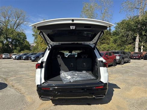 New 2026 Buick Enclave Sport Touring w/ Power Package image 24