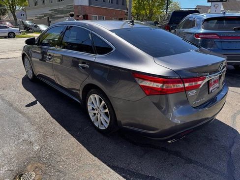 Used 2014 Toyota Avalon Limited FWD image 4