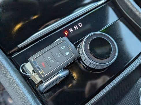 Used 2024 Jeep Grand Cherokee Limited w/ MOPAR Finishing Package image 15