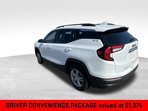 Used 2023 GMC Terrain SLE w/ Driver Convenience Package FWD image 3