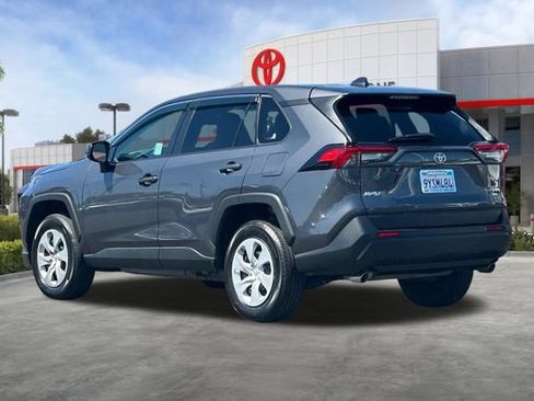 Used 2024 Toyota RAV4 LE AWD/4WD image 7