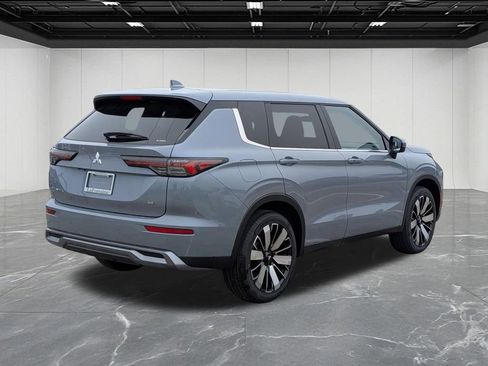 New 2026 Mitsubishi Outlander SE AWD/4WD image 5