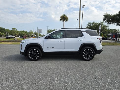 New 2026 Chevrolet Equinox RS w/ Convenience Package III FWD image 9