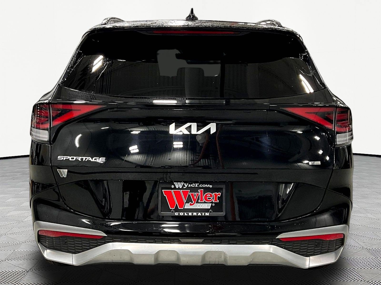 Used 2024 Kia Sportage SX AWD/4WD image 5