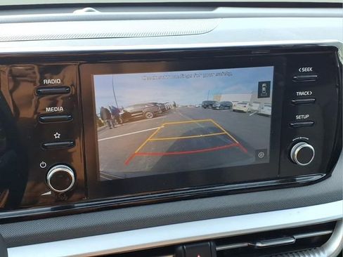 Used 2023 Kia K5 LXS image 9