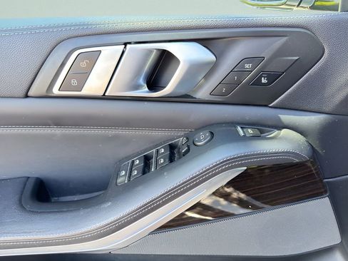 Used 2020 BMW X5 xDrive40i w/ Premium Package AWD/4WD image 12