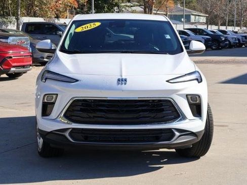 Certified 2025 Buick Encore GX Preferred image 25