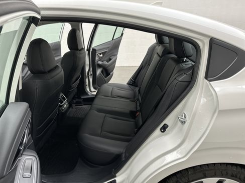 Used 2025 Subaru Legacy Limited image 21