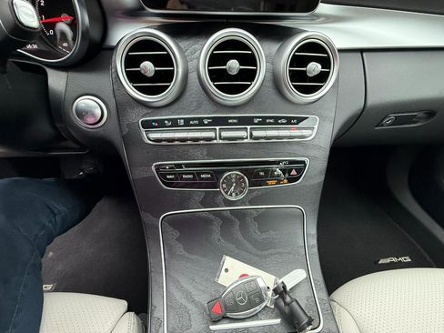 Used 2017 Mercedes-Benz C 300 Sedan image 21