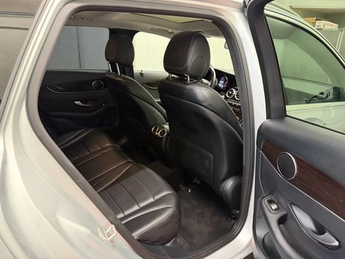 Used 2016 Mercedes-Benz GLC 300 4MATIC image 11