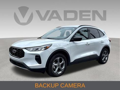Used 2025 Ford Escape ST-Line FWD image 3