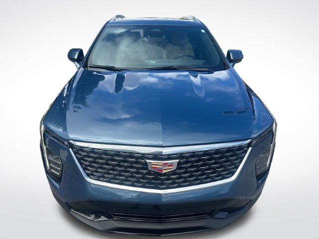Certified 2024 Cadillac XT4 Premium Luxury FWD image 8