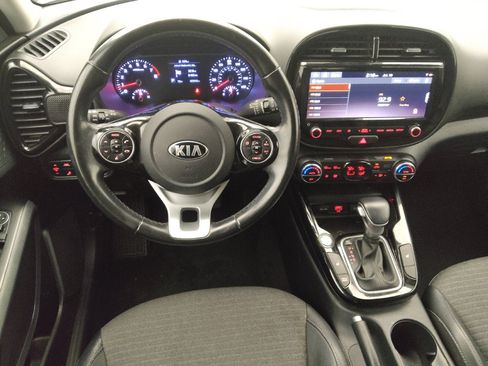Used 2020 Kia Soul EX w/ Option Group 015 FWD image 22