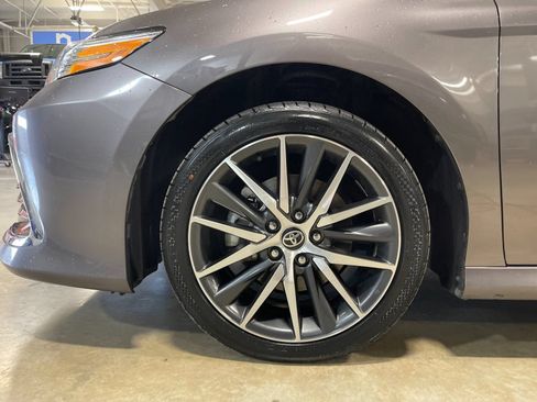 Used 2024 Toyota Camry XLE FWD image 30
