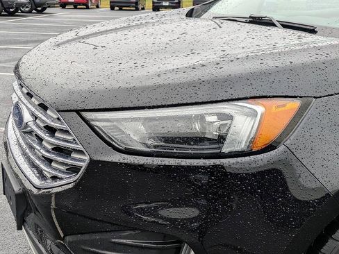 Used 2022 Ford Edge SEL w/ Convenience Package image 9