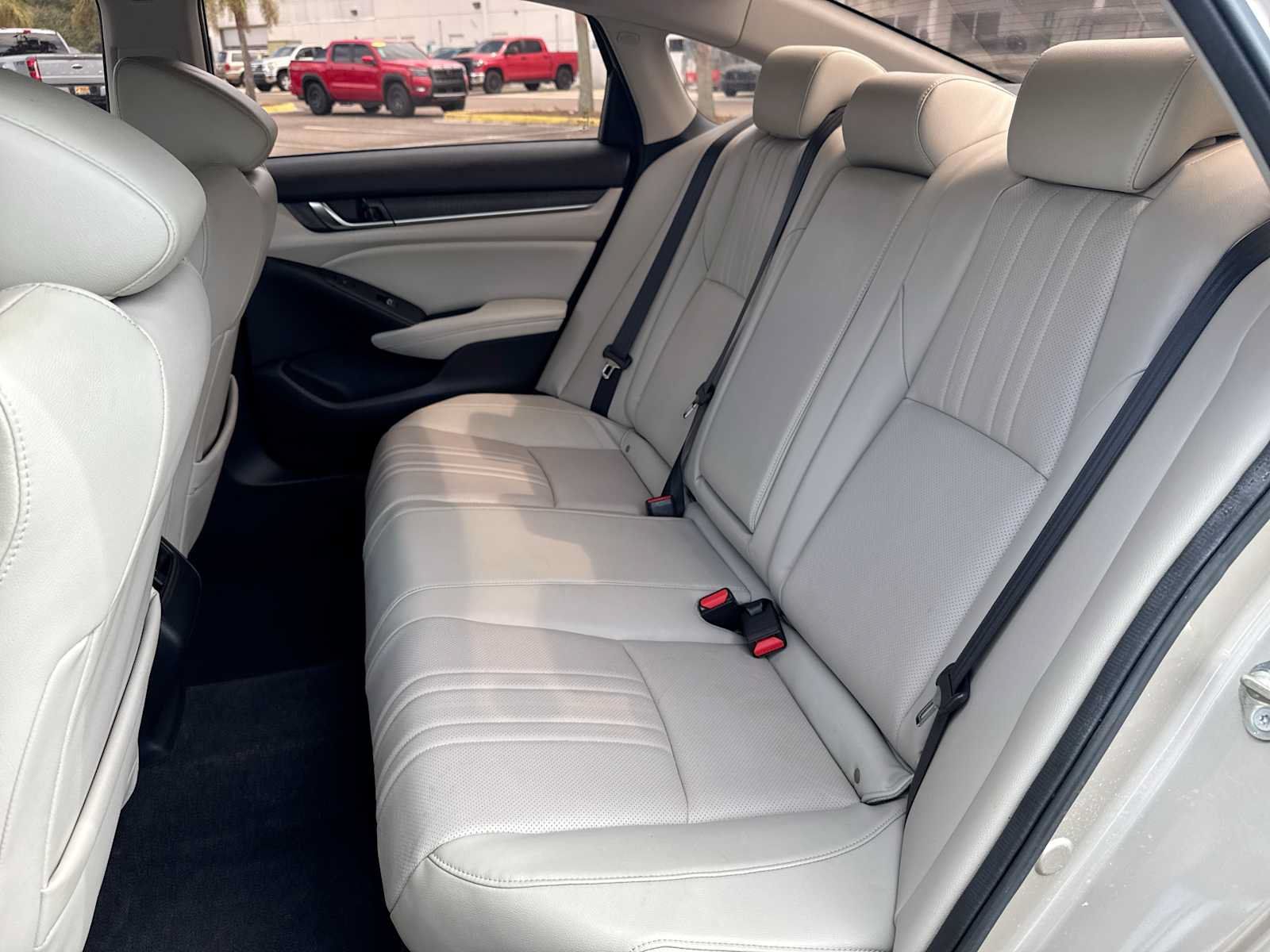 Used 2018 Honda Accord Touring image 26