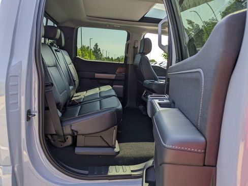 New 2025 Ford F250 Lariat w/ Lariat Ultimate Package image 40