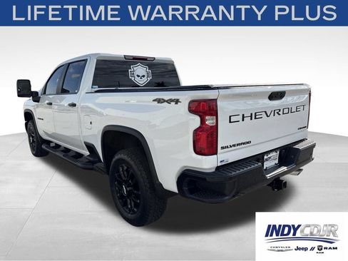 Used 2025 Chevrolet Silverado 2500 Custom w/ Custom Value Package AWD/4WD image 6