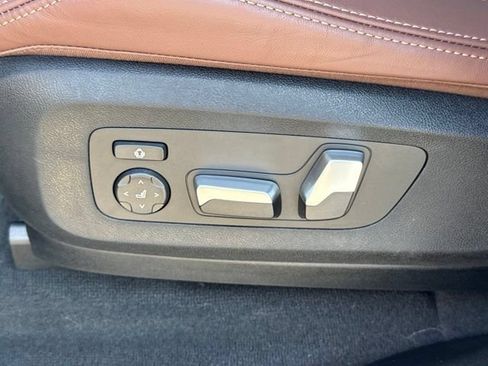 Used 2026 BMW X5 sDrive40i w/ Premium Package RWD image 21