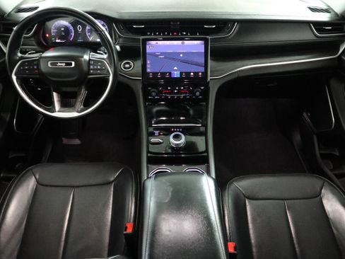 Certified 2021 Jeep Grand Cherokee L Limited w/ Luxury Tech Group II image 15