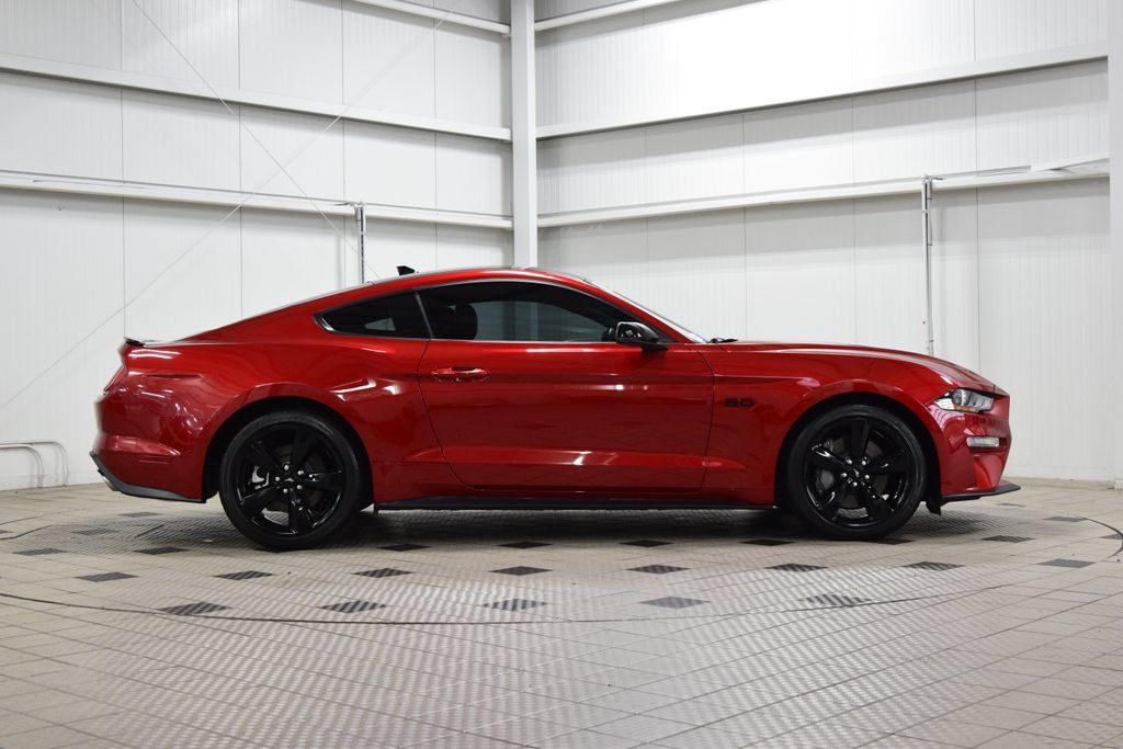 Used 2022 Ford Mustang GT Premium w/ Equipment Group 401A RWD image 9