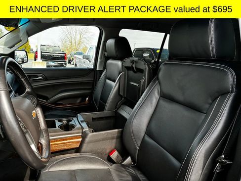 Used 2019 Chevrolet Tahoe LS w/ Enhanced Driver Alert Package AWD/4WD image 3