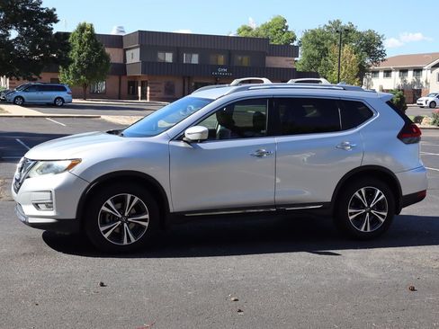 Used 2018 Nissan Rogue SL FWD image 10