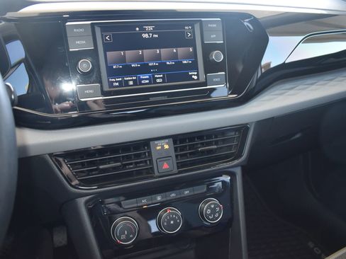 Used 2024 Volkswagen Taos S FWD image 15