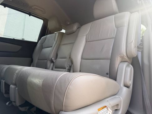 Used 2012 Honda Odyssey EX-L image 11