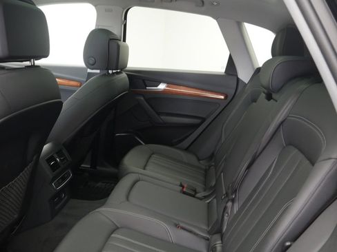 Certified 2023 Audi Q5 2.0T Premium w/ Convenience Package AWD/4WD image 21