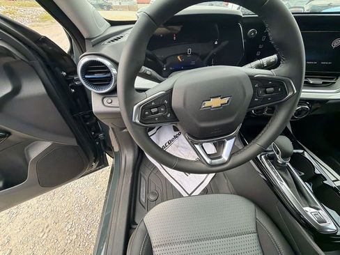 New 2026 Chevrolet Trax LT image 20
