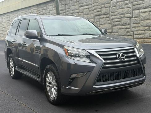 Used 2016 Lexus GX 460 w/ Premium Package AWD/4WD image 5