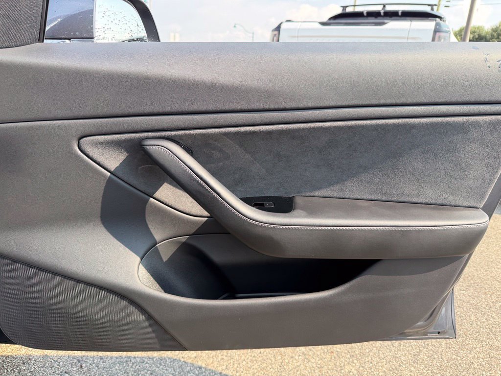Used 2019 Tesla Model 3 Long Range AWD/4WD image 32