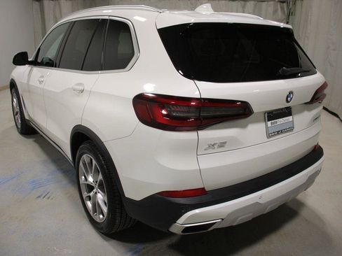 Used 2022 BMW X5 xDrive40i w/ Premium Package image 6