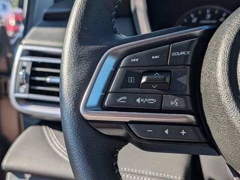 Certified 2025 Subaru Outback Limited AWD/4WD image 31