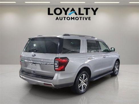 Used 2024 Ford Expedition Limited image 5