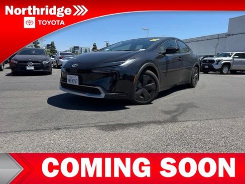 Used 2026 Toyota Prius Plug-In Hybrid FWD image 3
