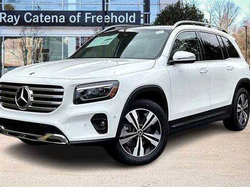 New 2026 Mercedes-Benz GLB 250 4MATIC image 1