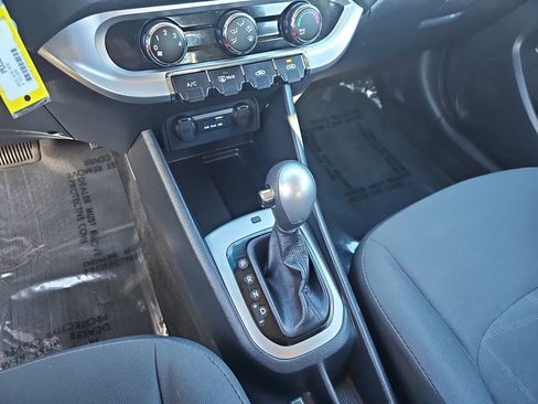 Used 2015 Kia Rio LX w/ Power Package image 22