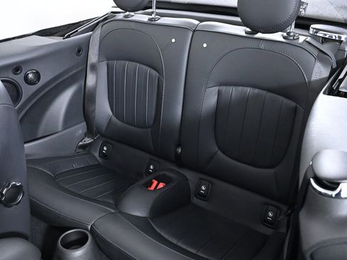 Certified 2024 MINI Cooper S image 30