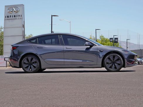Used 2025 Tesla Model 3 Long Range AWD/4WD image 13