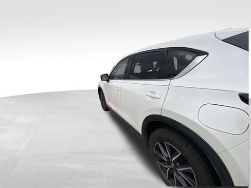 Used 2017 MAZDA CX-5 Grand Touring image 6