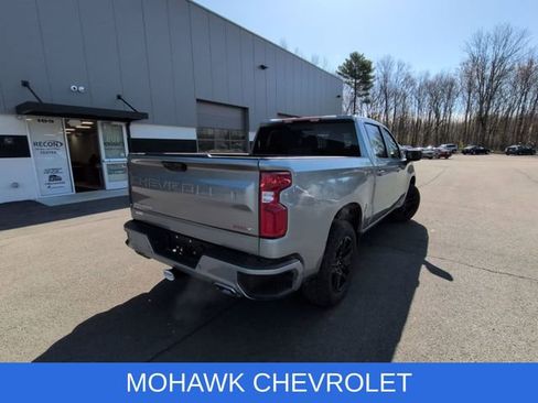 Used 2025 Chevrolet Silverado 1500 RST image 4