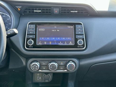 Certified 2025 Nissan Kicks Play S FWD image 28