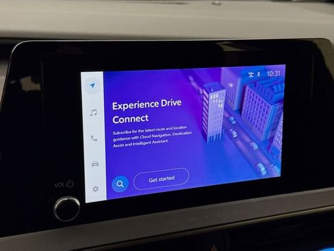 Used 2025 Toyota Prius XLE image 13