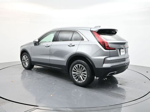 Used 2024 Cadillac XT4 Premium Luxury image 5